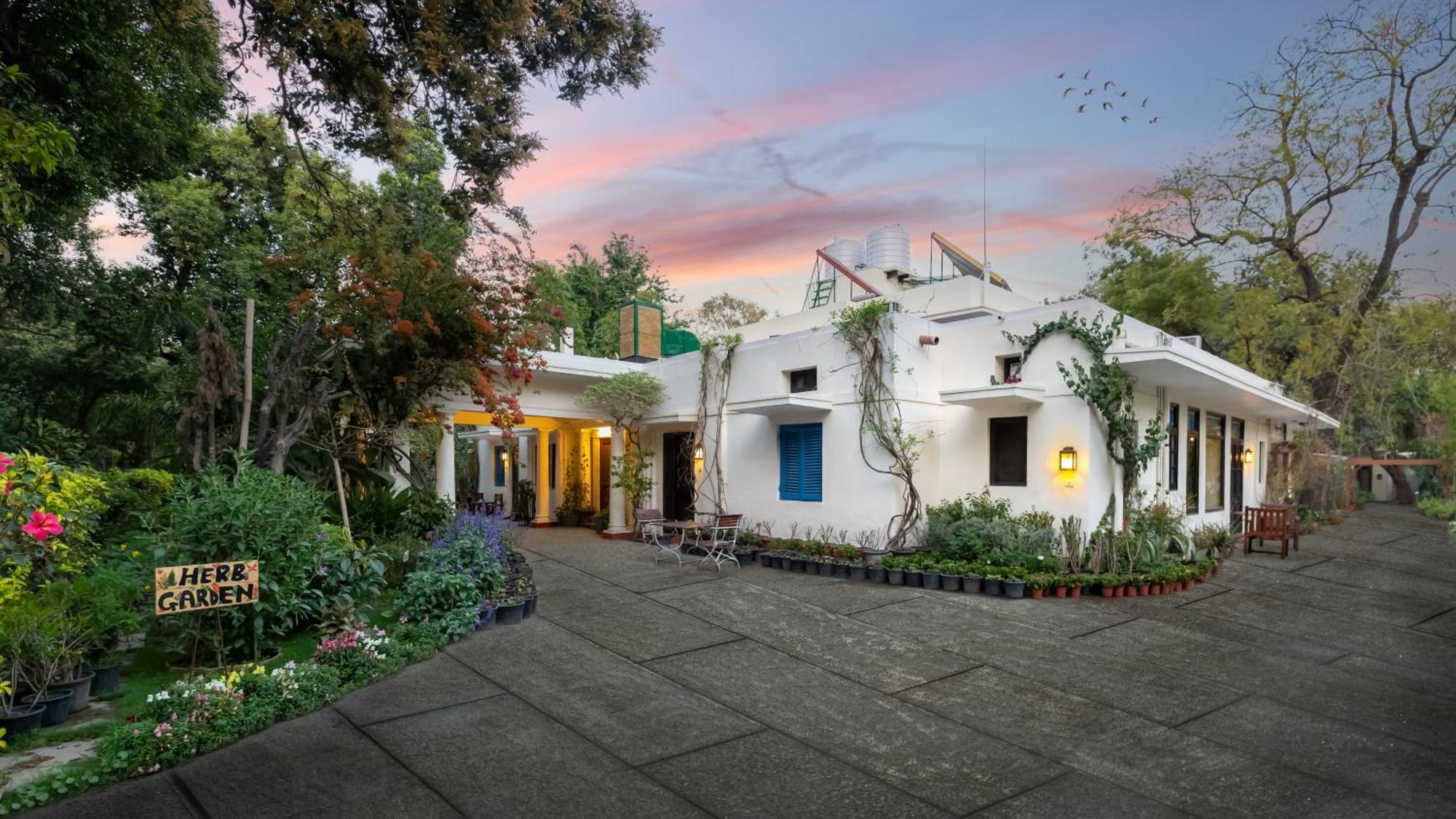Lutyens Bungalow New Delhi Exterior photo